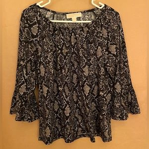 Michael Kors size medium. 3/4 length sleeves. Gray & black snake skin print.
